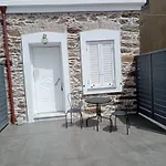 ενοικιαζόμενα 
