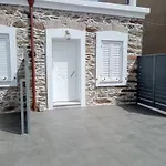 ενοικιαζόμενα 
