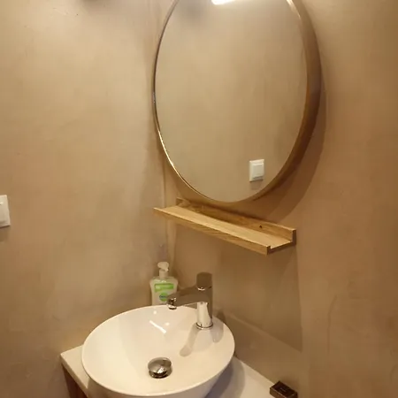 ενοικιαζόμενα 